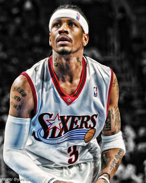 雷霆以132比111大胜独行侠，亚历山大高效砍下33分，延续14连胜。（雷霆132-111轻取独行侠，亚历山大高效轰下33分，豪取14连胜）