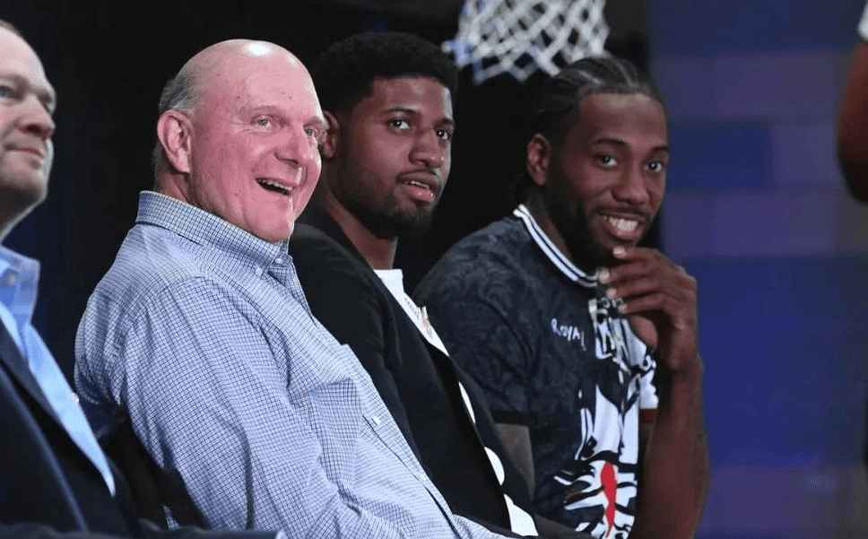 辽宁男篮王哲林末节关键表现（王哲林末节发威成辽宁男篮制胜关键）