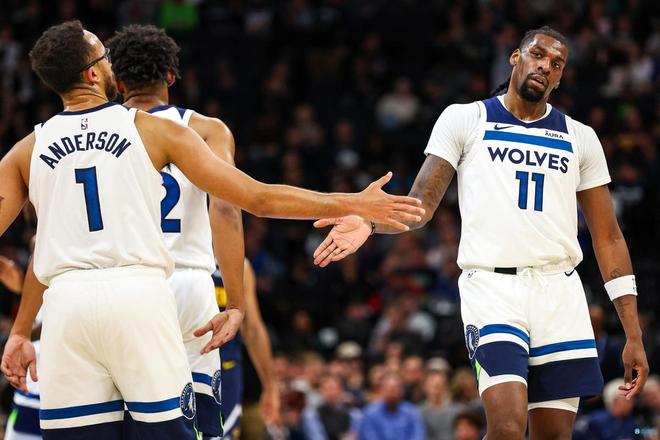 百事集团与梅赛德斯-AMG马石油F1车队达成全球合作（百事集团携手梅赛德斯-AMG马石油F1车队启动全球合作伙伴关系）