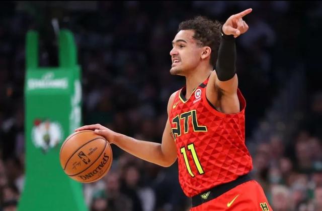 欧冠赛场精彩瞬间：巴萨2-0战胜国际米兰,（巴萨2-0力克国际米兰，欧冠赛场高光不断）