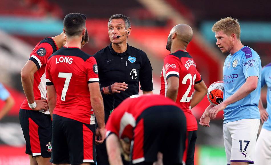 【巴萨】——拉菲尼亚的妻子（巴萨球员拉菲尼亚之妻）