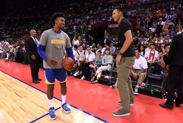 斯科特：佩德里是我最喜欢的球员之一；我更喜欢踢8号位（斯科特：佩德里是我心仪球员之一，更偏爱踢8号位）