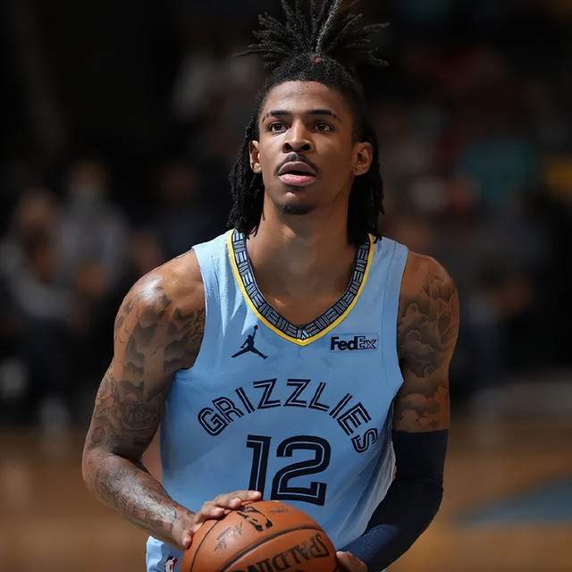 德转列多特历史最贵阵：哈兰德领衔，贝林、桑乔、罗伊斯上榜（德转公布多特史上最贵阵容：哈兰德领衔，贝林厄姆、桑乔、罗伊斯入选）