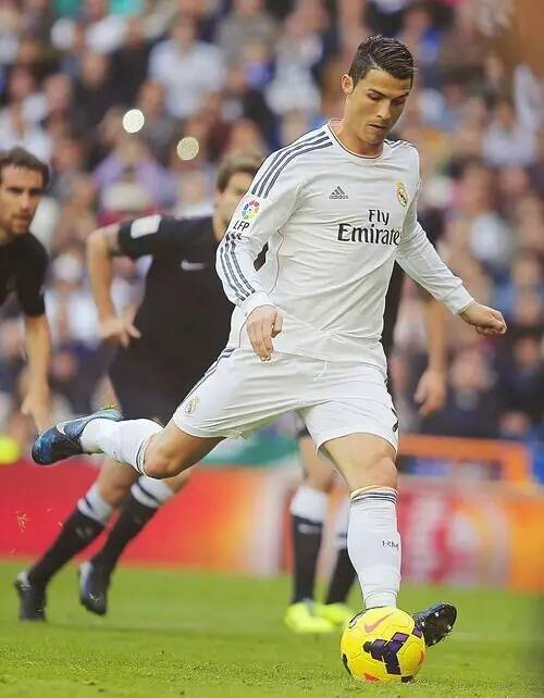 凯塞多未能首发？马雷斯卡：他周四晚上才回来，是为了保护他（马雷斯卡谈凯塞多未首发：周四晚才归队，为保护球员）