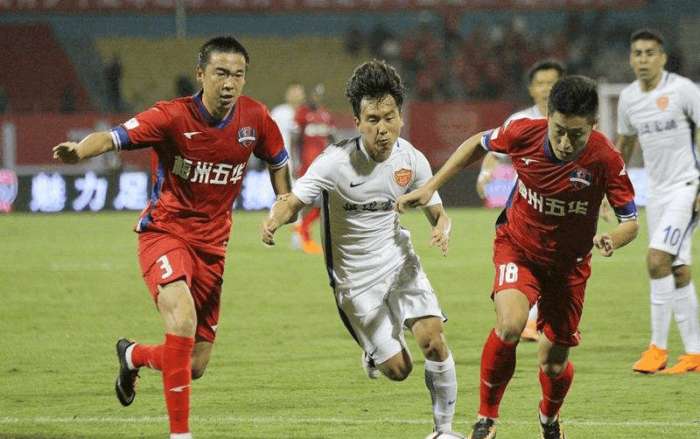 托尼：劳塔罗是国米的灵魂，但他在队友面前应多展现出笑容