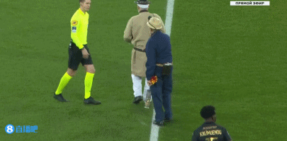 3-2大逆转，AC米兰让二追三+3连胜登顶，27岁替补奇兵10分钟2球